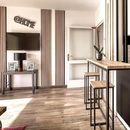 Apartamento Neuf Bord De - Piscine - Tennis - Boulodrome Dans La *